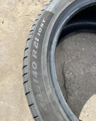 Pirelli P Zero PZ4 285/40 R21