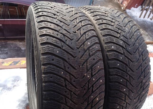 Nokian Tyres Hakkapeliitta 8 215/55 R17