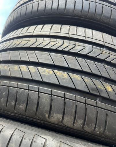 Kumho Majesty 9 Solus TA91 225/40 R19 и 255/35 R19