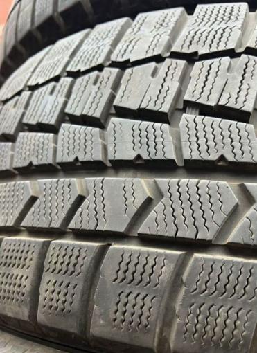 Dunlop Winter Maxx WM02 225/55 R16