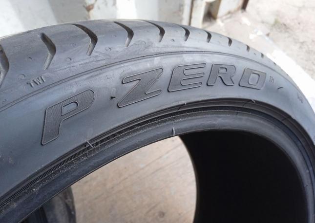 Pirelli P Zero 245/35 R18