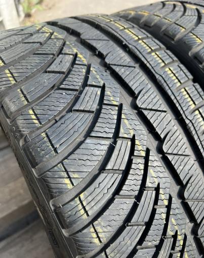 Michelin Pilot Alpin 4 235/35 R19