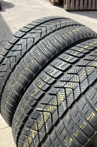 Pirelli Winter Sottozero 3 255/35 R21