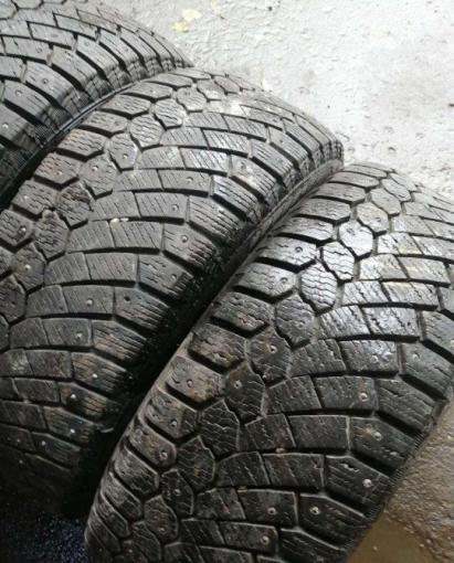 Gislaved Nord Frost 200 235/55 R17