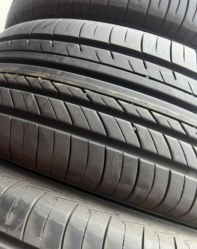 Yokohama Advan dB V552 205/60 R16