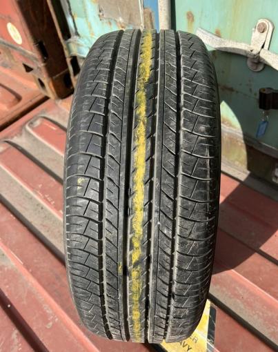 Yokohama dB Decibel E70B 215/55 R17