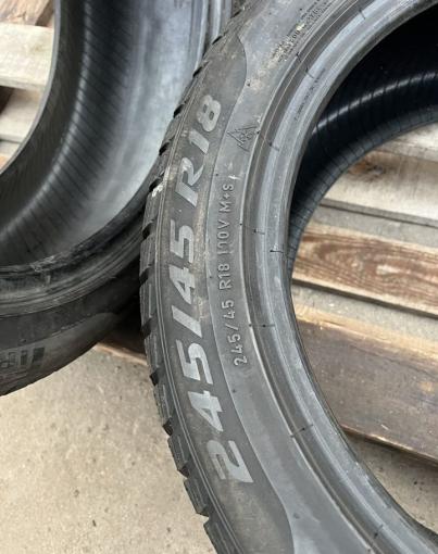 Pirelli Winter Sottozero 3 245/45 R18