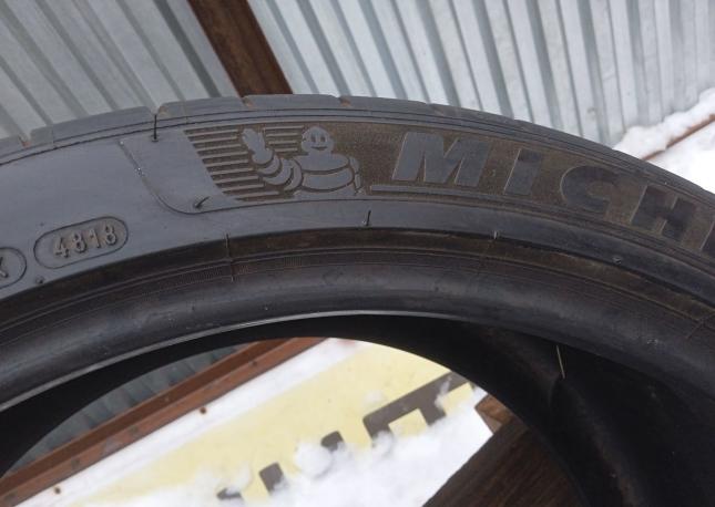 Michelin Pilot Sport 4 325/30 R21