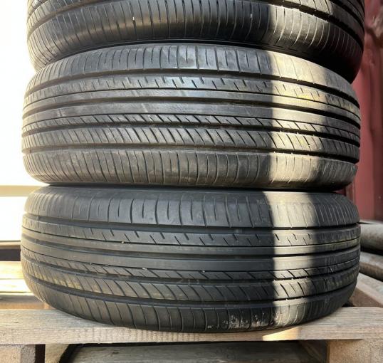 Yokohama Advan dB V552 205/65 R15