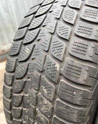 Bridgestone Blizzak LM-25 4x4 235/65 R17