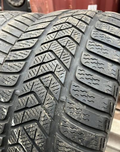 Pirelli Winter Sottozero 3 245/45 R18