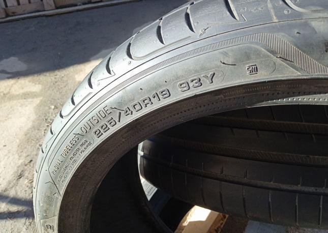 Goodyear Eagle F1 Asymmetric 3 225/40 R19
