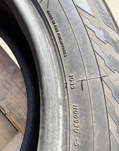 Yokohama Ice Guard IG35 215/60 R17