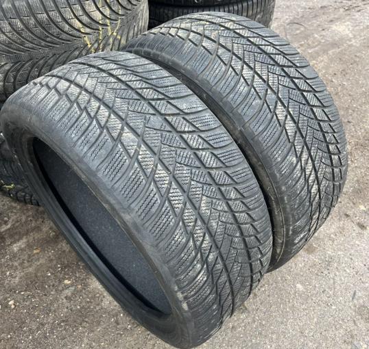 Bridgestone Blizzak LM-001 255/40 R20