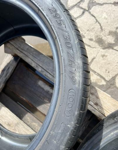 Michelin Pilot Sport 2 235/35 R19 и 295/30 R19