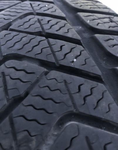 Pirelli Winter Sottozero 3 215/55 R18