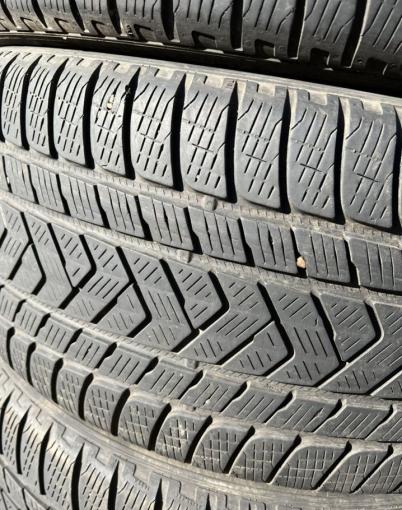 Pirelli Scorpion Winter 285/45 R20