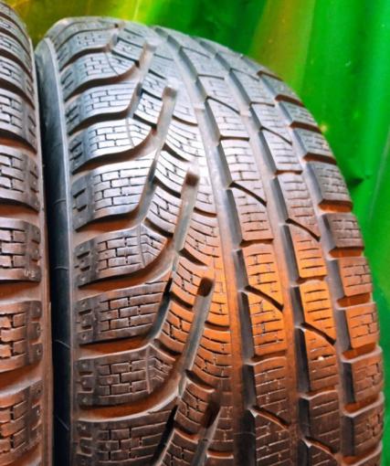 Pirelli Winter Sottozero 210 Serie II 215/60 R17