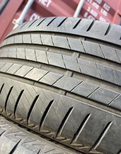 Bridgestone Turanza T005 225/55 R17