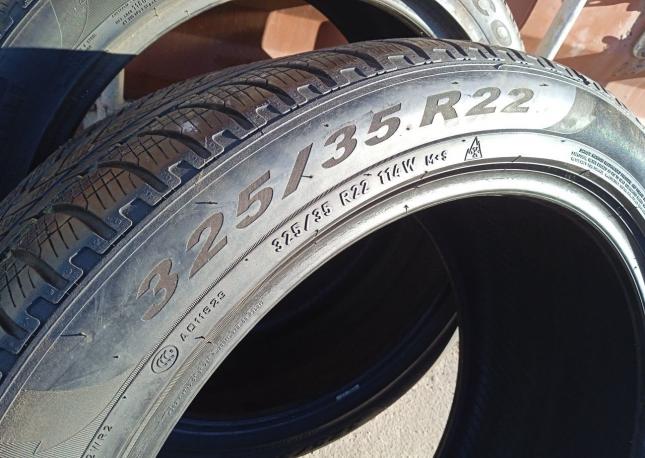 Pirelli Scorpion Winter 325/35 R22