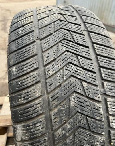 Tracmax X-Privilo S330 275/45 R21