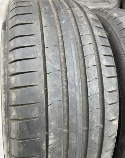 Pirelli P Zero PZ4 245/40 R21