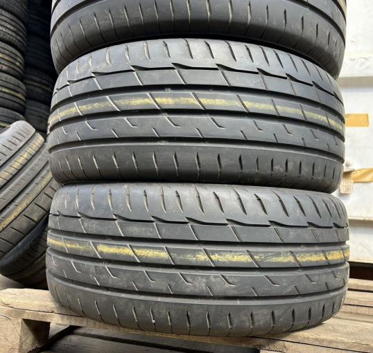 Bridgestone Potenza Adrenalin RE004 235/45 R17