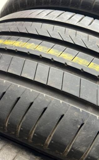 Bridgestone Alenza 001 285/45 R22