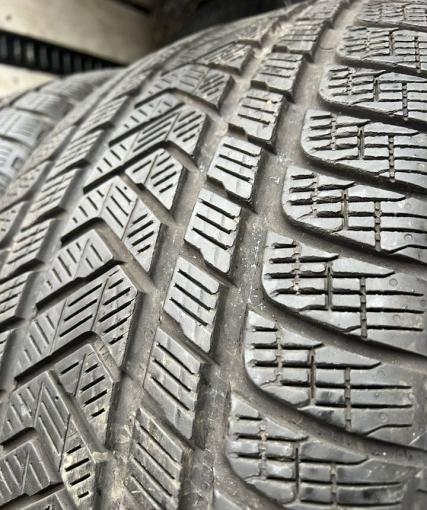 Pirelli Scorpion Winter 275/45 R20