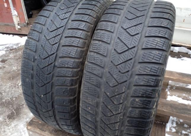 Pirelli Winter Sottozero 3 215/45 R16