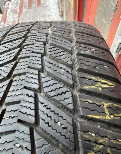 Continental WinterContact SI 215/55 R16