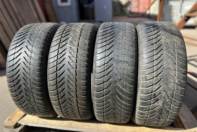 Goodyear Eagle Ultra Grip GW-3 205/50 R17