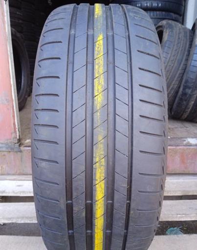 Bridgestone Turanza T005 225/40 R19