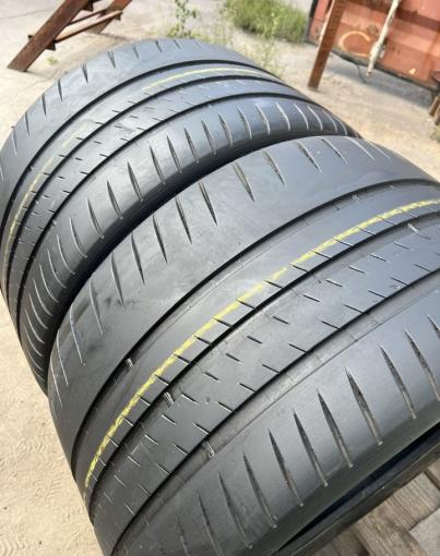 Michelin Pilot Sport Cup 2 325/30 R21