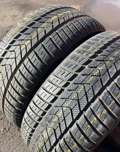 Pirelli Winter Sottozero 3 255/35 R21