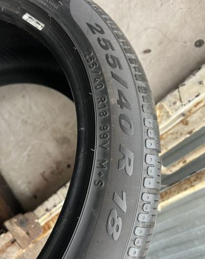 Pirelli Winter Sottozero 240 Serie II 255/40 R18