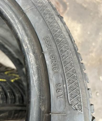 Kleber Krisalp HP3 235/45 R18