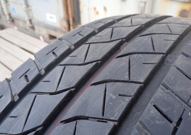 Bridgestone Duravis R660 205/65 R16C