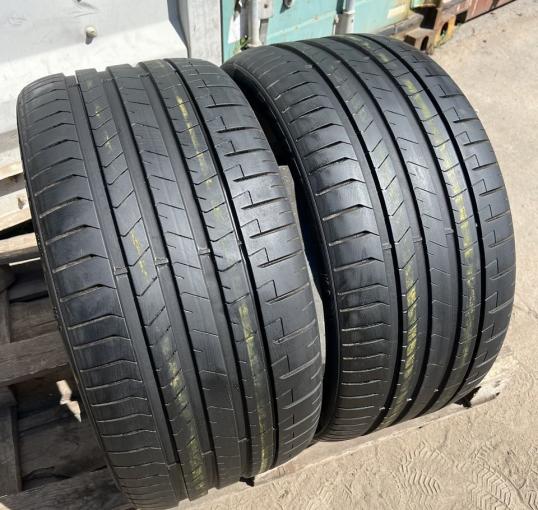 Pirelli P Zero PZ4 285/30 R21