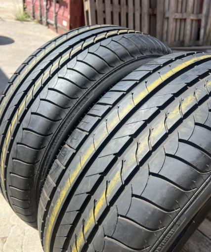 Goodyear EfficientGrip 235/55 R17