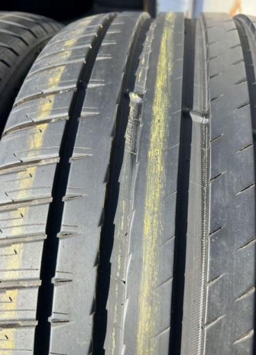 Michelin Pilot Sport 4 255/40 R21