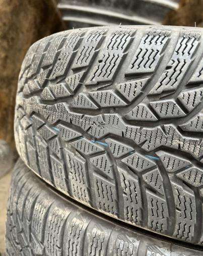 Nokian Tyres WR D4 215/65 R16