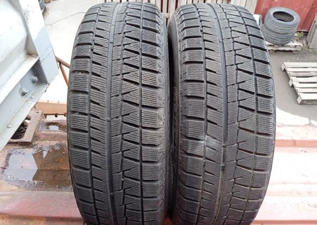 Bridgestone Blizzak Revo GZ 215/65 R16