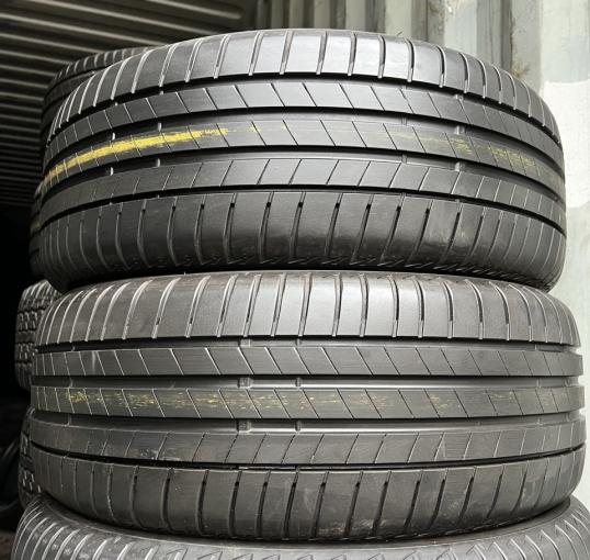 Bridgestone Turanza T005 225/55 R18