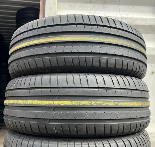 Michelin Pilot Sport 4 SUV 235/65 R17