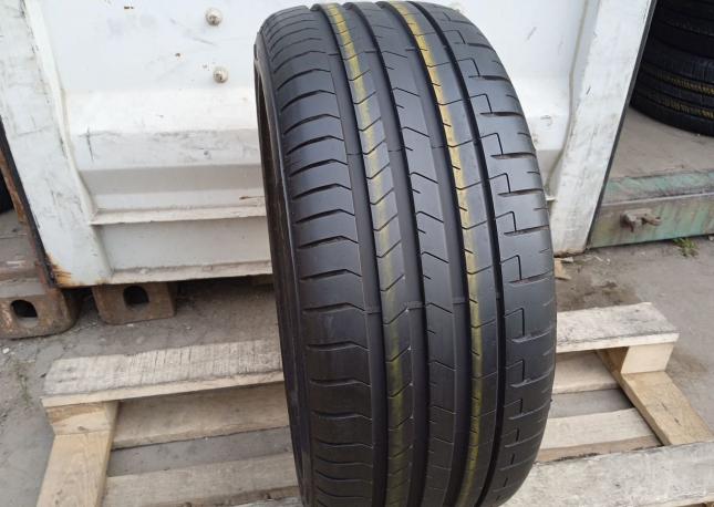 Pirelli P Zero PZ4 245/45 R18