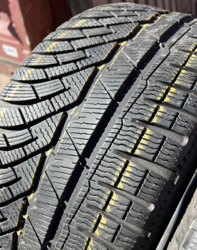 Michelin Pilot Alpin 4 235/35 R19