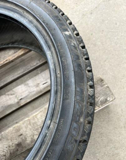 Bridgestone Blizzak MZ-03 225/45 R17