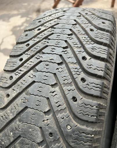 Goodyear UltraGrip 500 225/65 R17