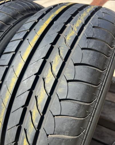 Goodyear EfficientGrip 235/55 R17